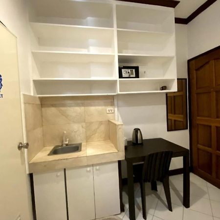 Oyo 857 City Stay Inns Makati Avenue Makati City Buitenkant foto