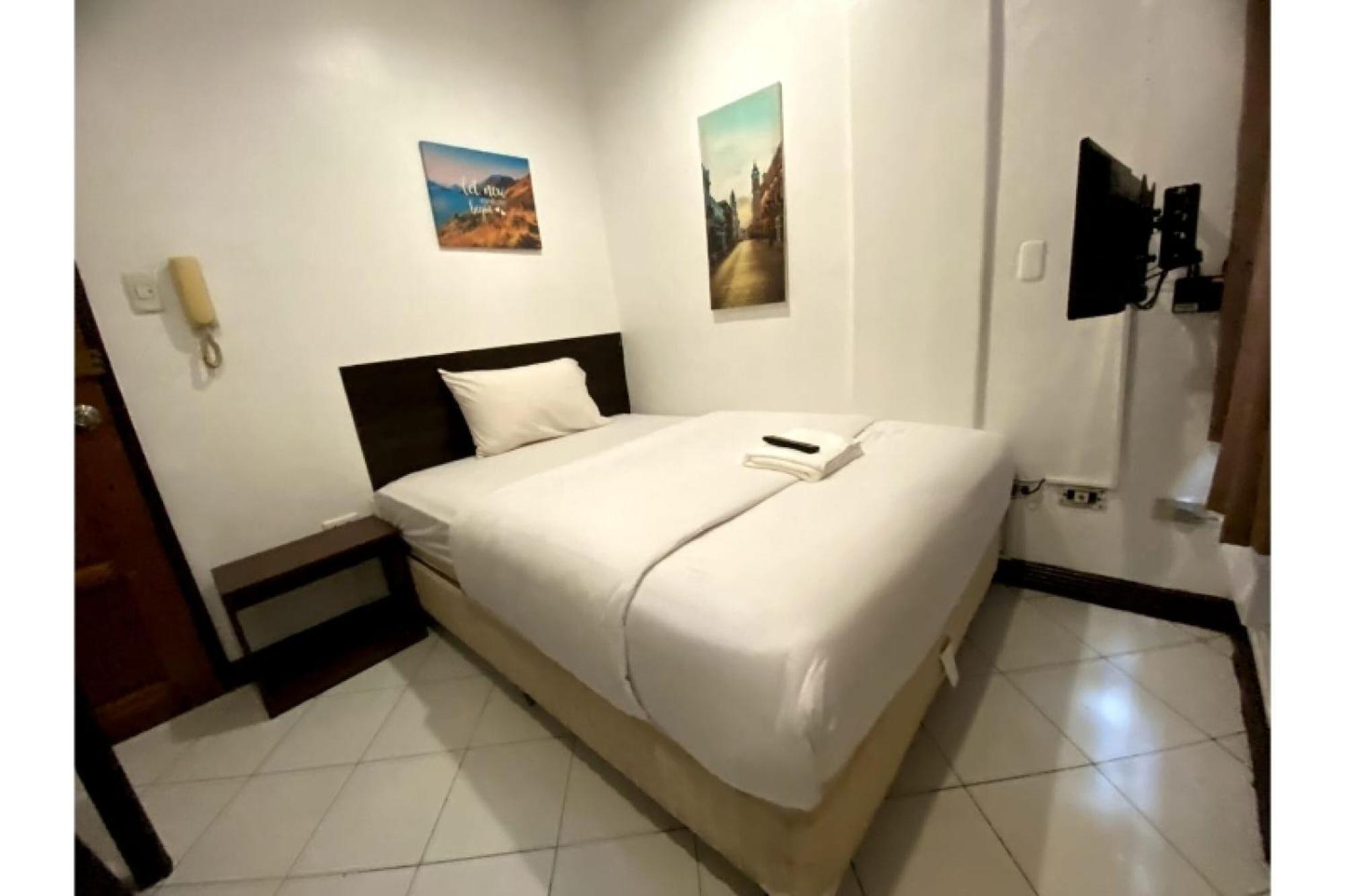Oyo 857 City Stay Inns Makati Avenue Makati City Buitenkant foto